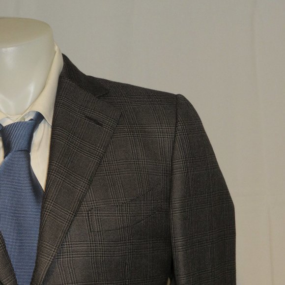 Tom Ford Base B Custom Made Cashmere Gray Plaid Three Roll Two Sport Coat 40R